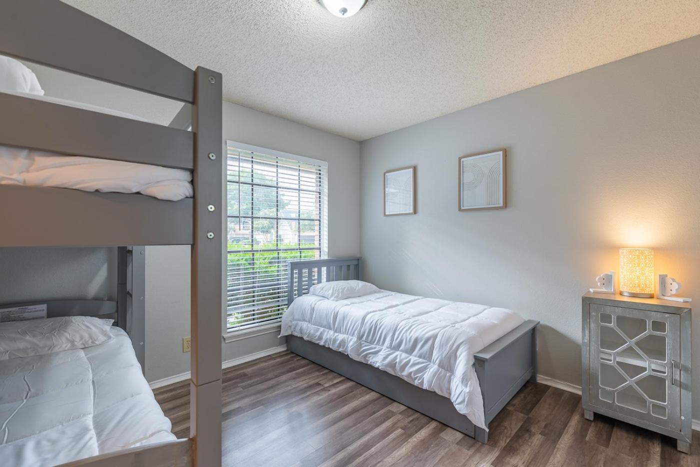 Fun 'N Sun Heated Pool & Gameroom By Fiesta Texas San Antonio Eksteriør bilde