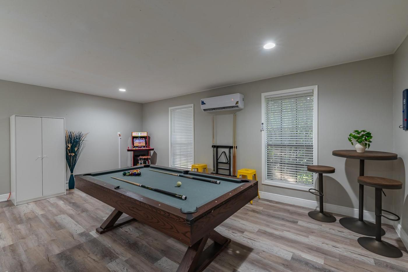 Fun 'N Sun Heated Pool & Gameroom By Fiesta Texas San Antonio Eksteriør bilde